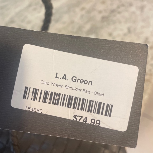 Elegant Gray Woven Handbag with Gold Accent - Picture 4 of 4